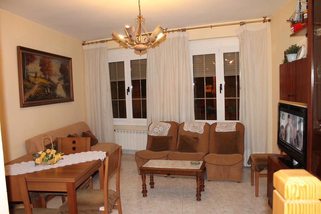 Villa Casa De La Virginia Valdealgorfa Habitación foto